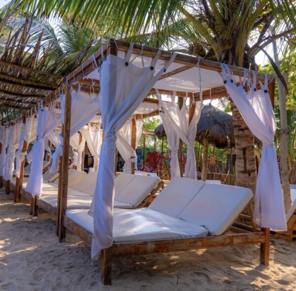 MAMBO BEACH - Image 6