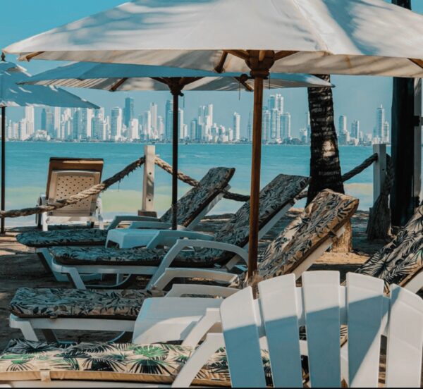 MARINE BEACH - Image 4