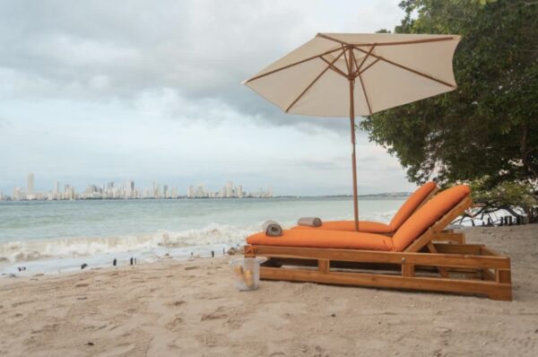 ANAHO BEACH CLUB - Image 5